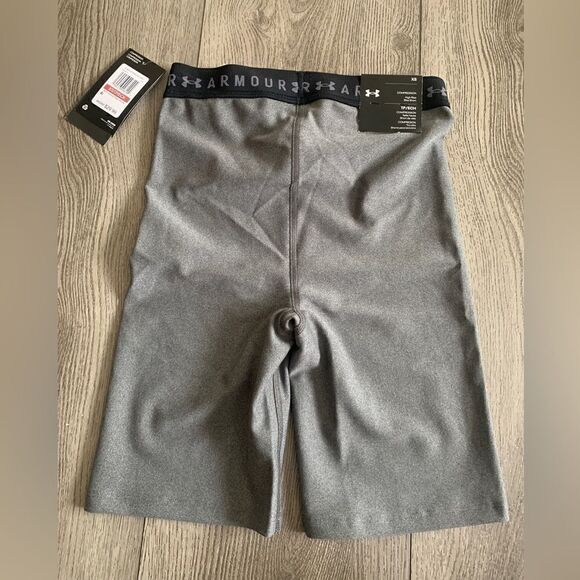 Under Armour woman’s MFO bike shorts - Picture 2 of 4